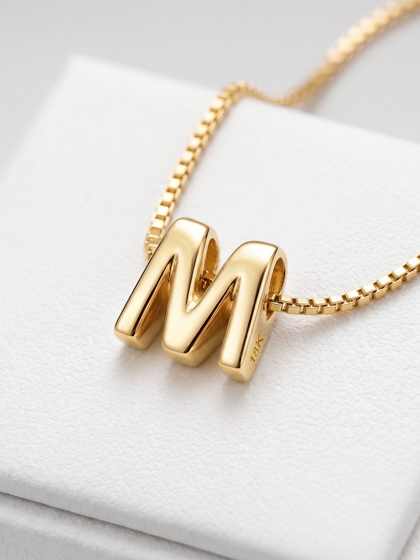 Colgante M